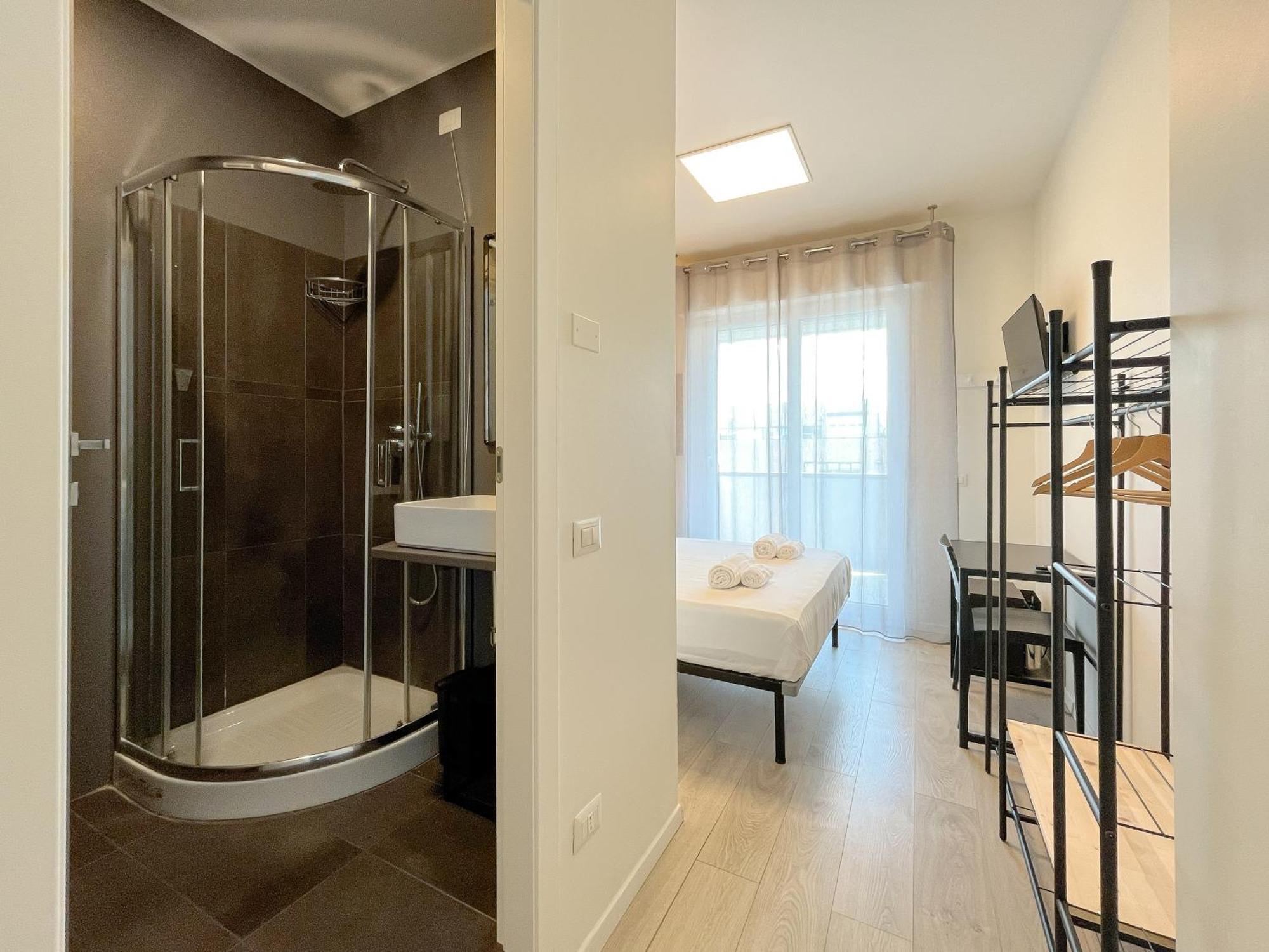 Rrrapido Colorful Rooms - Assago อาซซาโก ภายนอก รูปภาพ