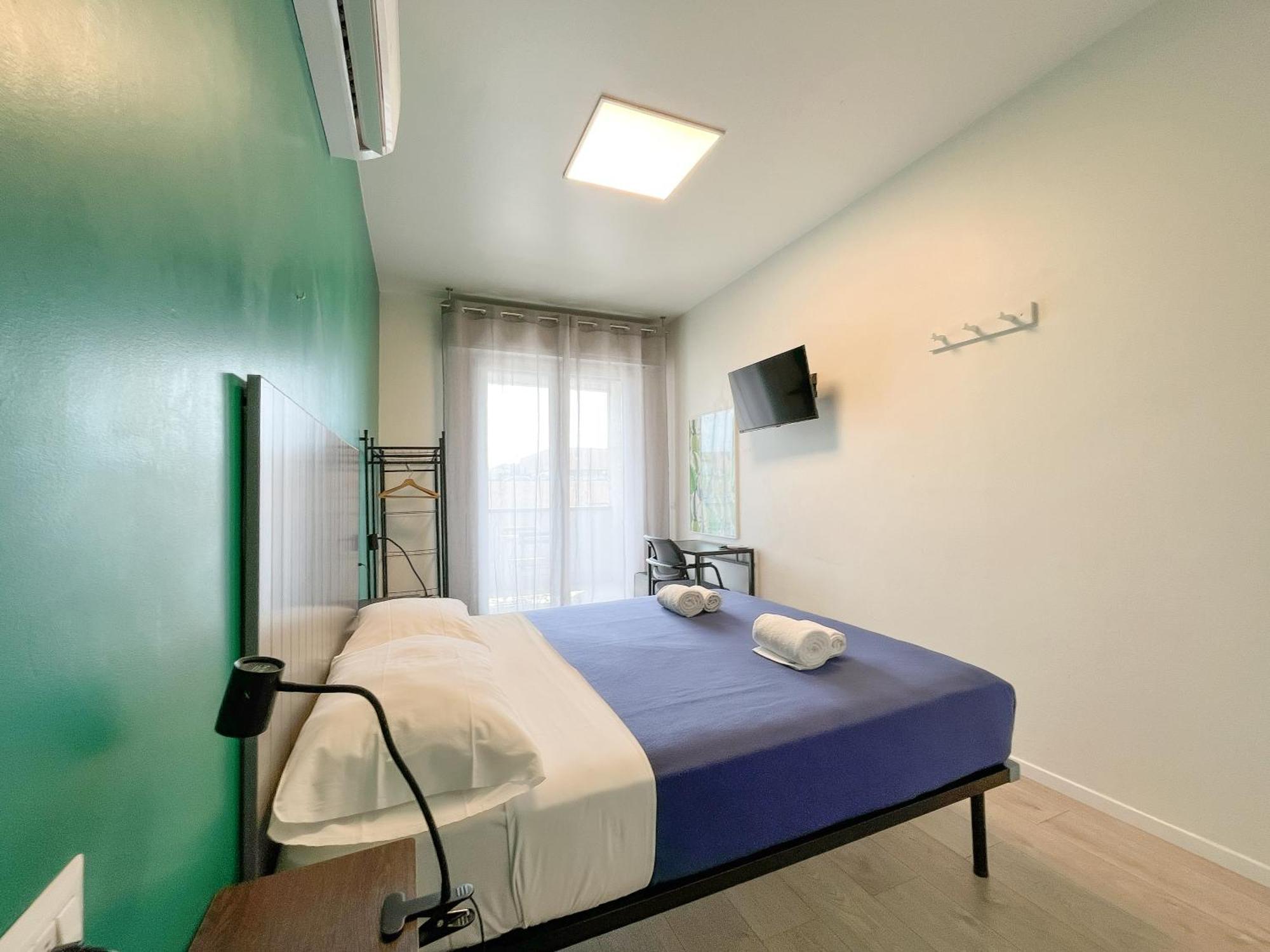 Rrrapido Colorful Rooms - Assago อาซซาโก ห้อง รูปภาพ