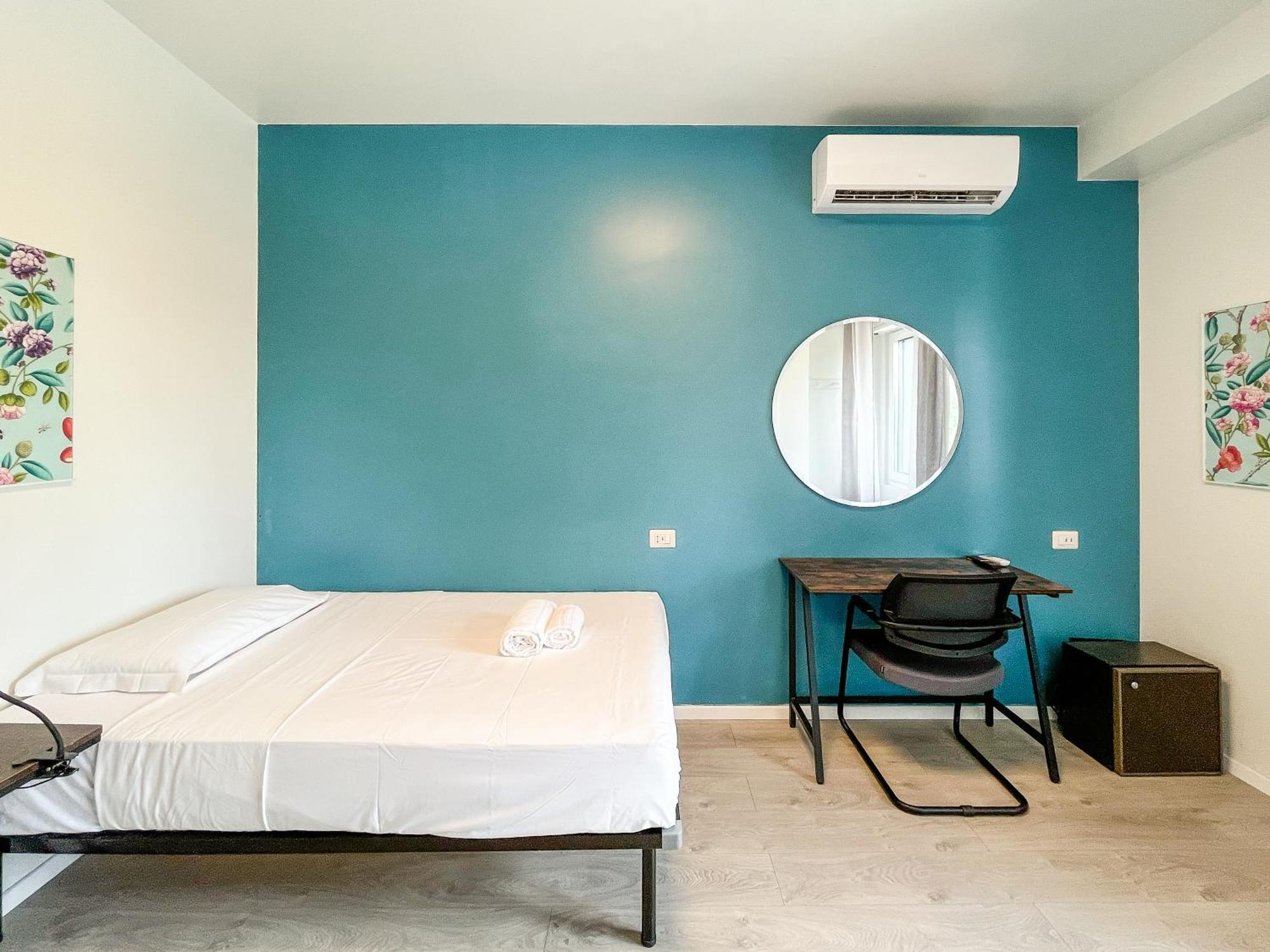 Rrrapido Colorful Rooms - Assago อาซซาโก ภายนอก รูปภาพ