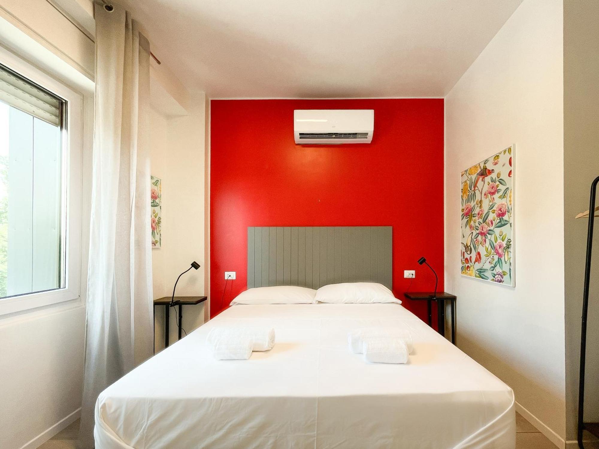 Rrrapido Colorful Rooms - Assago อาซซาโก ภายนอก รูปภาพ