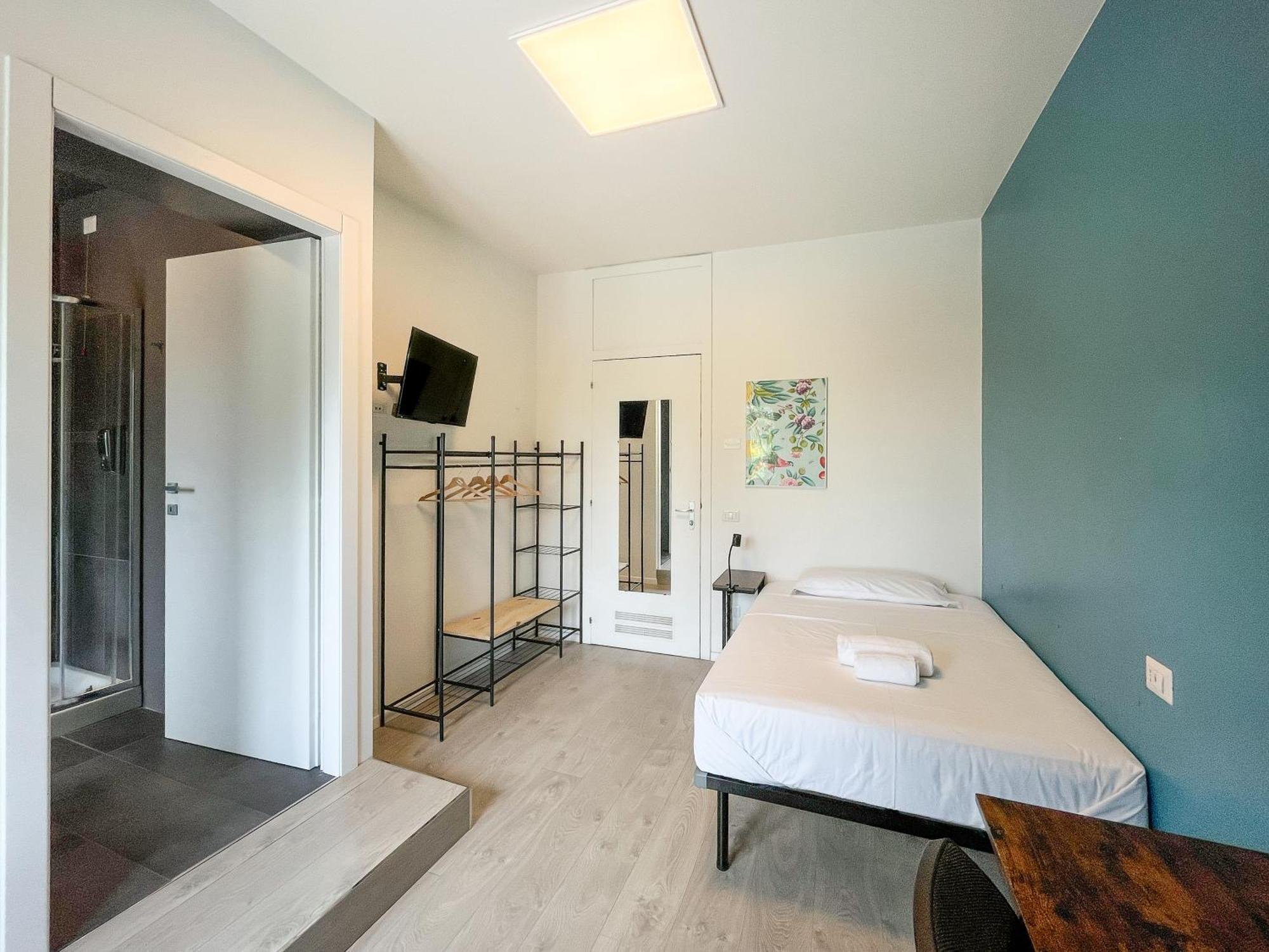 Rrrapido Colorful Rooms - Assago อาซซาโก ห้อง รูปภาพ